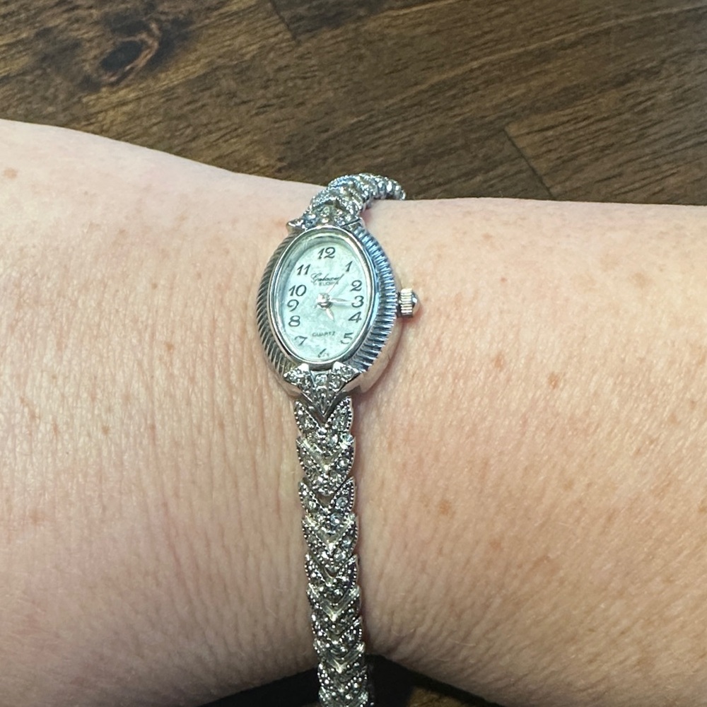 Timeless Silver Women's Bracelet Watch